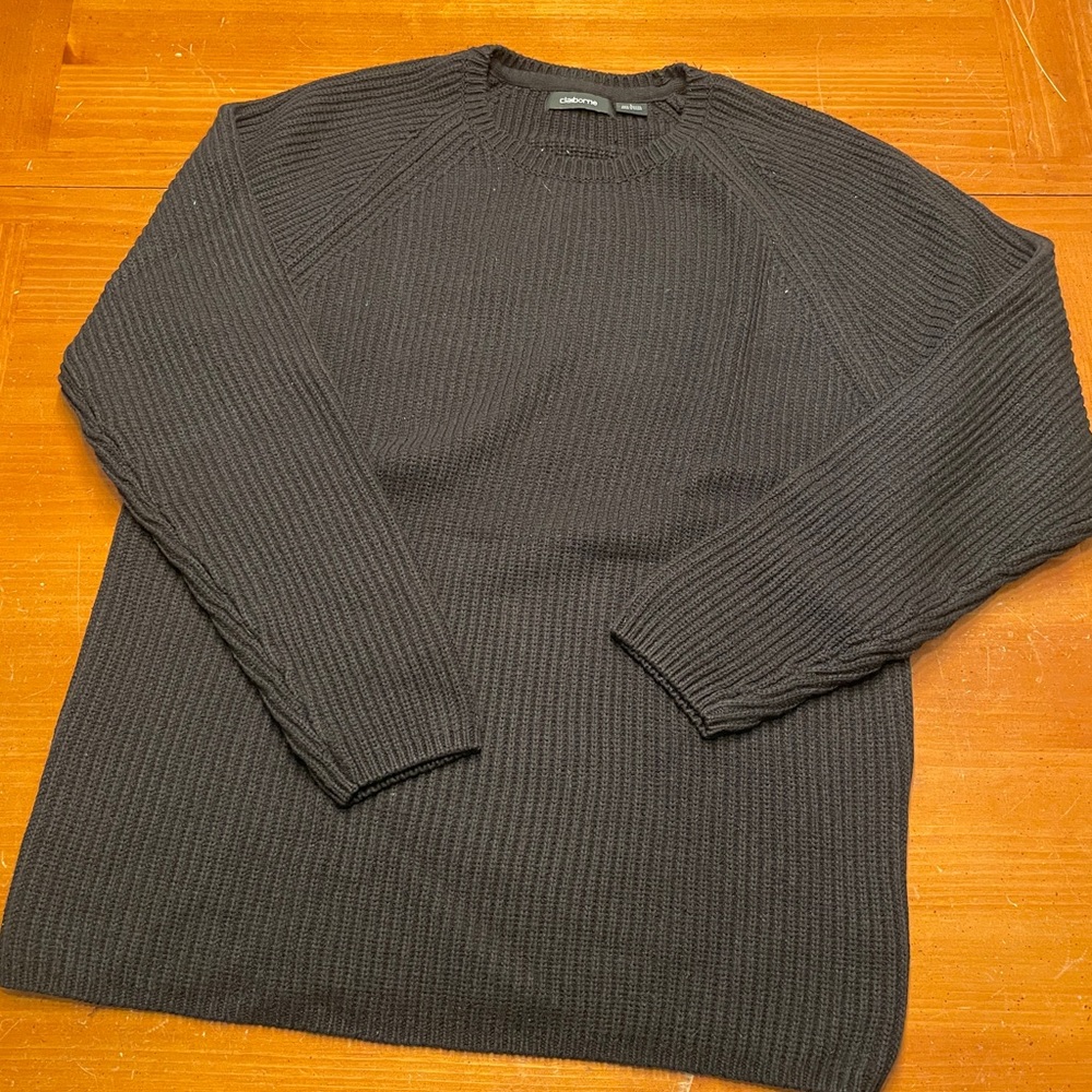 Claiborne Men's Black Crewneck Sweater